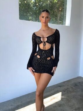 OUTCAST Exclusives Black Cutout Eden Mini Velvet Zebra Party Sexy Dress  NWT S